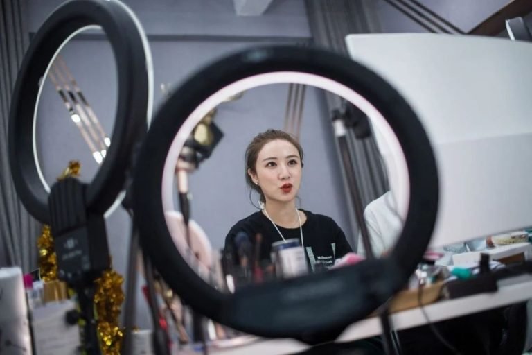 chinese-live-streaming-star-viya-huang-wei-has-an-estimated-net-worth-of-more-than-us30-million